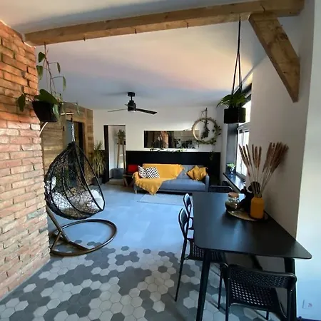 Greenspot - Loft With 2 Bedrooms And Free Parking * リエパーヤ